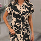 Rochie cu imprimeu floral și mâneci scurte